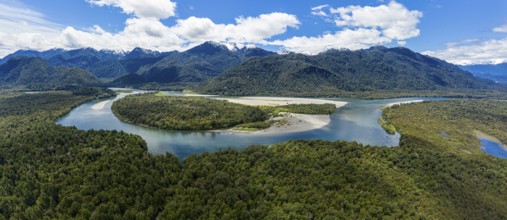 Aerial view of river Rio Palena between La Junta and Puerto Raul Marin Balmaceda, Panorama,