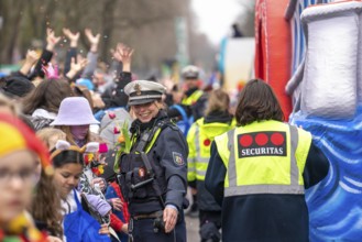 Rose Monday parade in Düsseldorf, Private security services, Security deployed at street carnival,