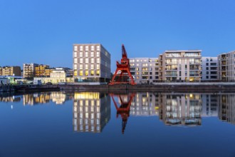 New harbour, harbour basin, harbour district, residential buildings, office buildings, marina and