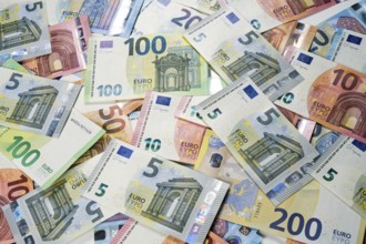 Money, euro notes, symbol photo money, wealth, economy, salary