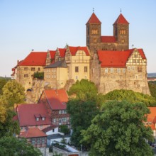View of the Schlossberg with St Servatius collegiate church and castle and the half-timbered houses