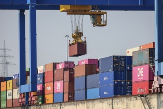 Duisburg, North Rhine-Westphalia, Germany, Port of Duisburg, container port, duisport logport, two