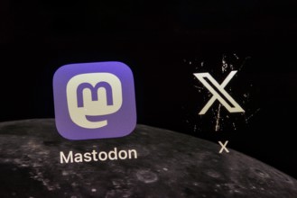 Mastodon is a decentralised network. As a social network, it is an alternative to the messaging
