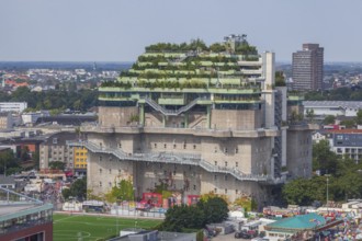 Feldstraße bunker, media bunker, high-rise bunker on Heiligengeistfeld with roof garden, Hamburg,