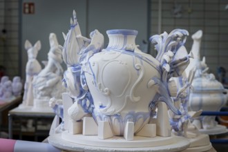 Meissen is the oldest porcelain manufactory in Europe and has stood for unique craftsmanship since