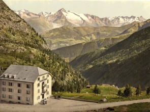 Das Hotel Bellevue am Simplonpass im Wallis in der Schweiz / Simplon Pass, Hotel Bellevue, Valais,