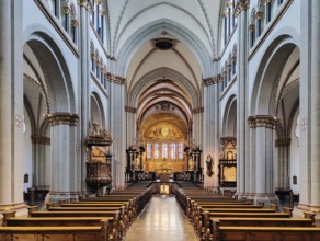 Interior view of Bonn Minster, nave with view of the eastern apse, Bonn, North Rhine-Westphalia,