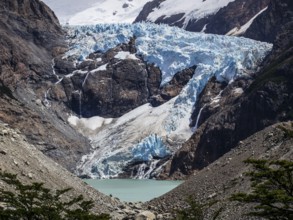 Glacier Piedras Blancas, seen from viewpoint on hike from Hosteria El Pilar to Laguna de Los Tres,