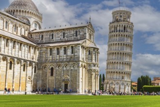 The Cathedral of Santa Maria Assunta, the Leaning Tower, Pisa, Tuscany, Italy, Europe
