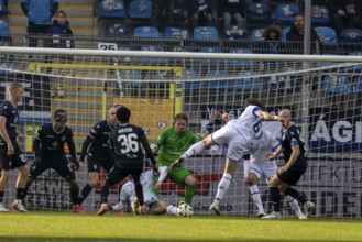 Football 3rd division, season 2024/25, matchday 19: Waldhof Mannheim vs Arminia Bielefeld. Picture: