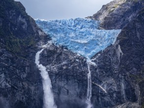 Hanging glacier, Ventisquero Colgante, Quelat national park near Puyuhuapi, Patagonia, Chile, South