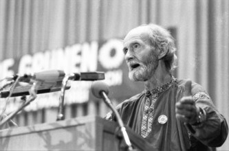 Federal Party Congress The Greens in the Westfalenhalle on 21.06.1980 in Dortmund. Baldur
