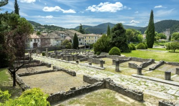 Vaison-la-Romaine. Archaeological site of La Villasse. Vaucluse. Provence-Alpes-Côte d'Azur. France