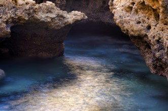 Algar Seco rock formation, coloured rocks and underground caves, caves, shell limestone, Carvoeiro,