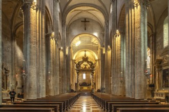 Interior of the Cathedral of Trento or Cathedral of San Vigilio, Trento, Trentino, Italy, Europe