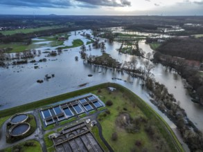 Dorsten, North Rhine-Westphalia, Germany, flood on the Lippe, river in the Ruhr area, in front a