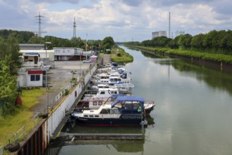 Hamm, North Rhine-Westphalia, Germany, landscape on the Datteln-Hamm Canal, in front Yacht-Club