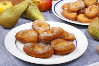 Swabian cuisine, harvest cakes, dessert, dessert, fat baked goods, doughnuts, fried food, lard