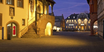 View with the late Gothic town hall of Goslar in the evening towards the market, Old Town, UNESCO