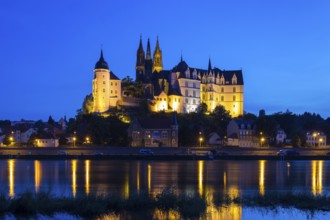 Bishop's castle, Albrechtsburg and cathedral with Elbe at blue hour, Meissen, Saxony, Germany,