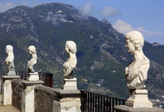 Marble busts on the Belvedere, balustrade, Terrazza dell'Infinito of Villa Cimbrone, Ravello on the