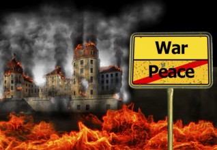 Symbolic image, War and Peace street sign in front of bombed-out city, Ukraine war, Russia as