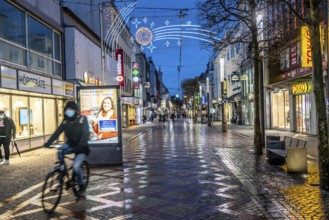 Gelsenkirchen city centre, pedestrian zone, Bahnhofstraße, during the Corona crisis, lockdown in