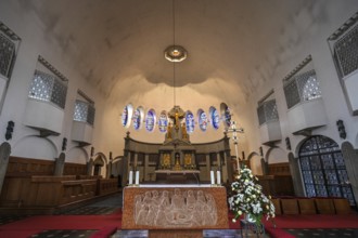 Chancel of St Otto's Church, built from 1912 to 1914 in Art Nouveau style, Siechenstraße 61,