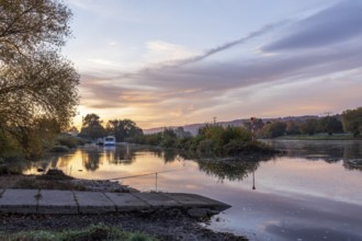 Sunrise on the Elbe in Kötitz, Coswig, Saxony, Germany, Europe