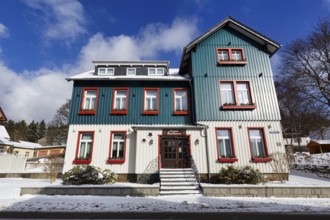 Holiday home in the snow, sunny winter weather, Schierke, Wernigerode, Harz National Park,