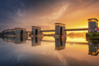 View of the Langwedel hydroelectric power station at sunset, Langwedel, Verden, Lower Saxony,