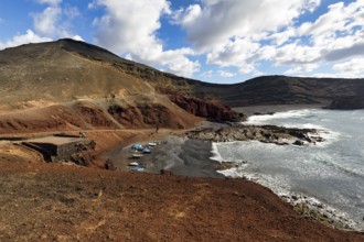 Bay, cliffs, black lava beach, El Golfo, Lanzarote, Spain, Europe