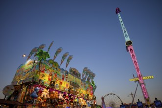 Ticket sales, ticket sales, Booster Maxxx, propeller, high ride, Ferris wheel, rides, neon lights,
