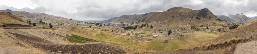 Panorama from the Chami Wayku viewpoint on the Rio Toach canyon, Toachi-River-Canyon, Ecuador,