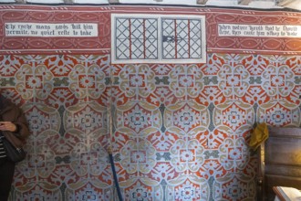 Interior photograph, wallpaper, birthplace of William Shakespeare, Stratford-upon-Avon,