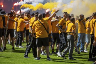 Football 3rd division, 2024/25 season, matchday 37: Waldhof Mannheim vs Dynamo Dresden***Pure