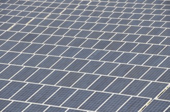 In Troisdorf-Oberlar, the currently largest ground-mounted photovoltaic system in North