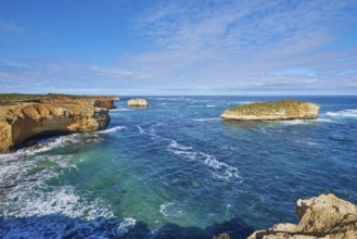 Landscape of the Bay of Islands (Warrnambool) next to the Great Ocean Road in spring, Victoria,