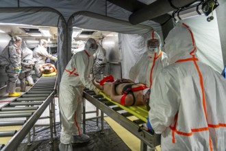Care of patients after decontamination, injured persons after an assumed accident with hazardous