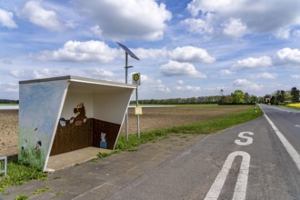 Bus stop in the countryside, Lower Rhine, school bus stop, customised, near Alpen, North
