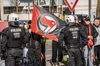 Left-wing counter-demonstration at an ultra-right demo of the so-called neo-Nazi group Jung und