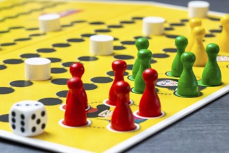 Close-up of the German board game MALEFIZ
