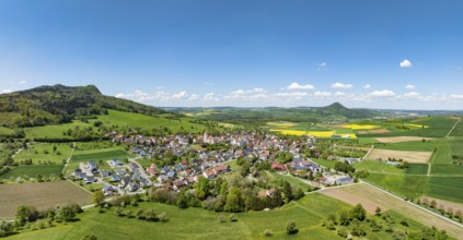 Aerial view, panorama, view of the municipality Weiterdingen in Hegau, left the Hegau volcano