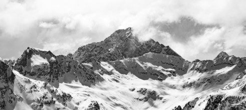 View at the summit of Piz Laviner, mountain panorama in winter, mountain landscape with mountain