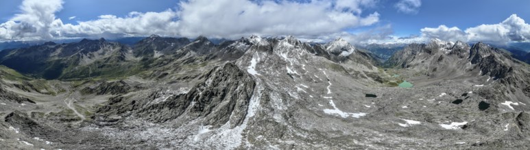 Panorama, mountain landscape with rocky mountain peaks, Hohe Gradenscharte with view into Gradental
