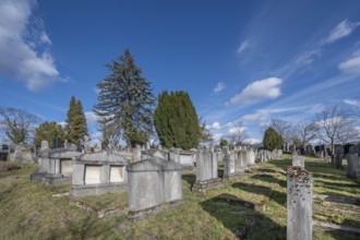 Old graves at the Israeli cemetery, inaugurated in 1882, Werner-von Siemens Str. 2, Würzburg, Lower