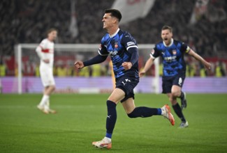 Goal celebration Gesture Gesture Mathias Honsak 1. FC Heidenheim 1846 FCH (17) Patrick Mainka 1. FC