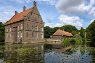 Moated castle Haus Welbergen, Welbergen district, Ochtrup, Münsterland, North Rhine-Westphalia,