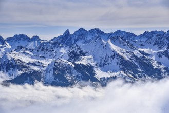 View from the Hahnenköpfle (2077 m) in Kleinwalstertal to the Allgäu High Alps with the