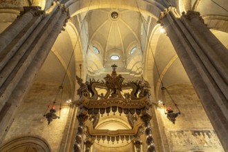 Interior of the Cathedral of Trento or Cathedral of San Vigilio, Trento, Trentino, Italy, Europe